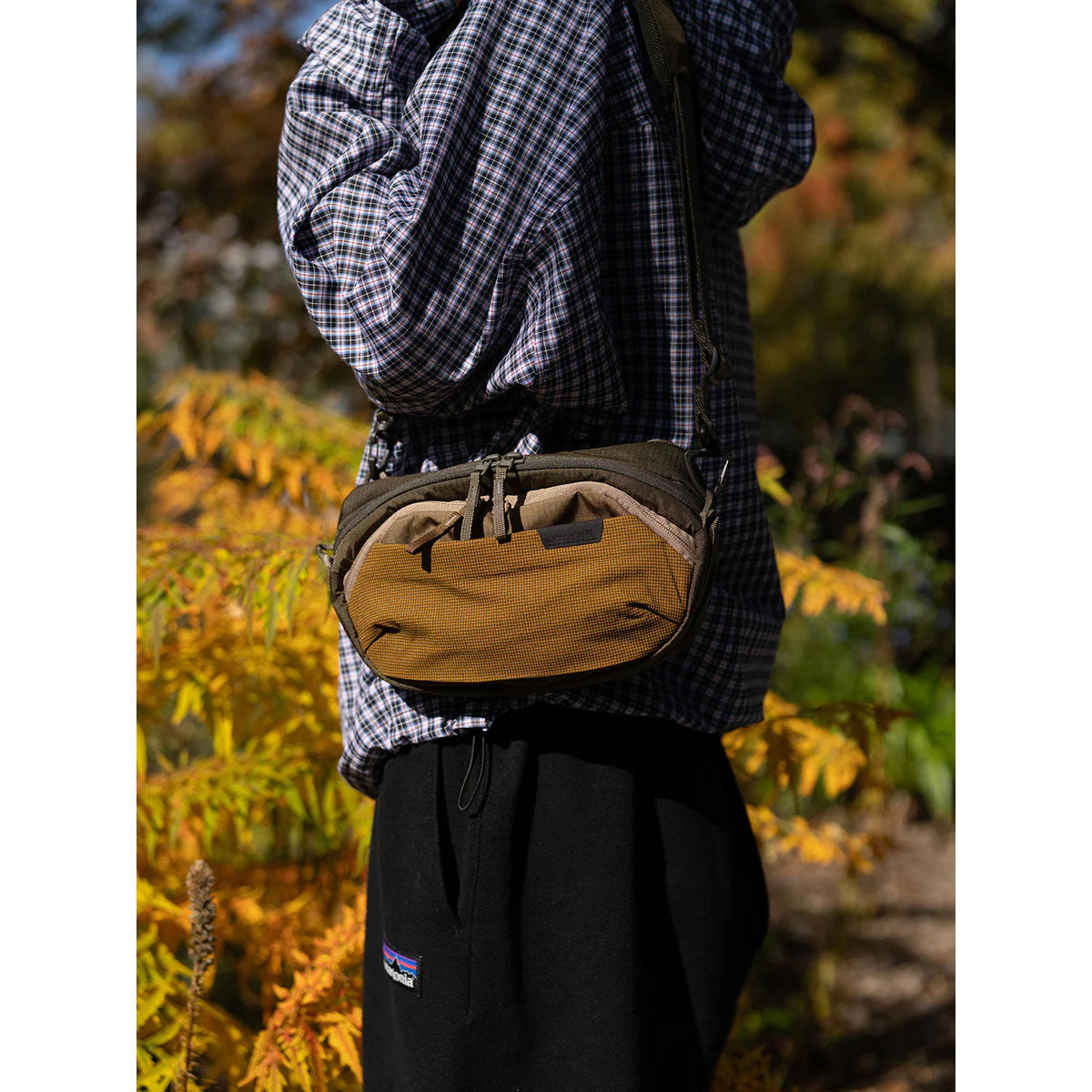 Able Carry : Core Sling 2.5L : Midnight Blue - Image 10