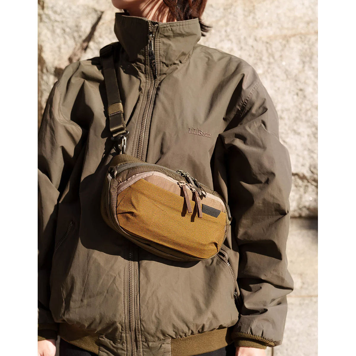 Able Carry : Core Sling 2.5L : Midnight Blue - Image 12