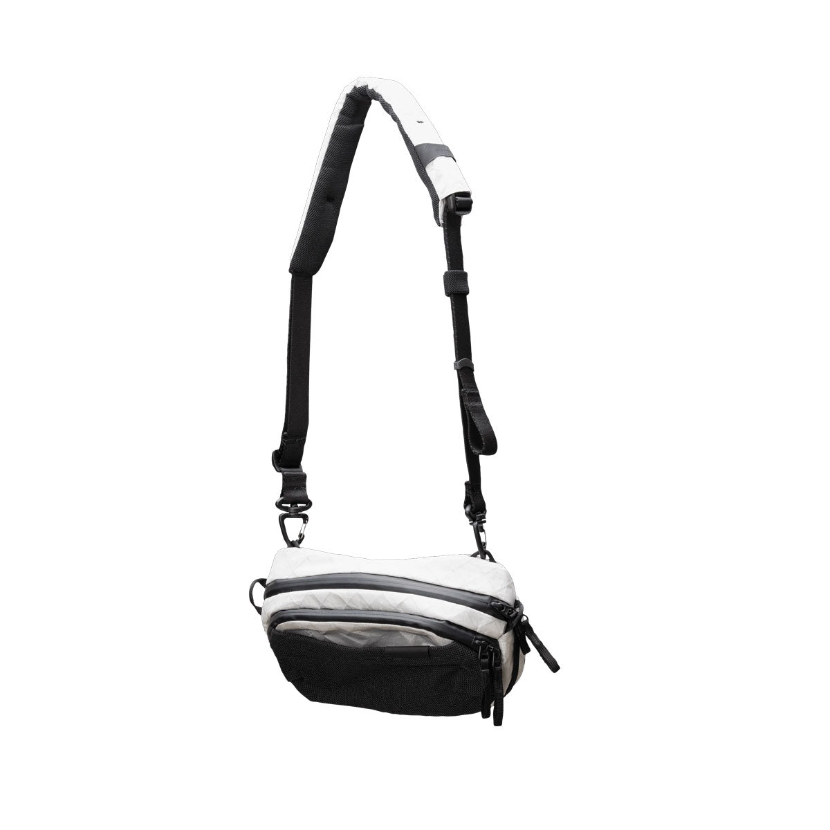 Able Carry : Core Sling 2.5L : Ultra Panda - Image 7